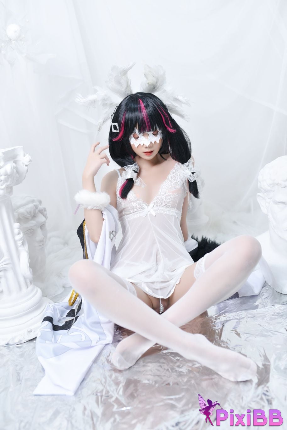 Cosplayer PoppaChan Genshin Colombia Hippo Selenia PixiBB.COM 002