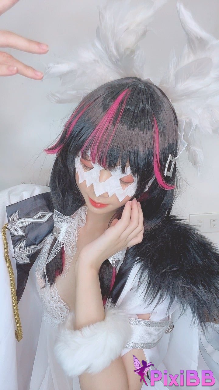 Cosplayer PoppaChan Genshin Colombia Hippo Selenia PixiBB.COM 005