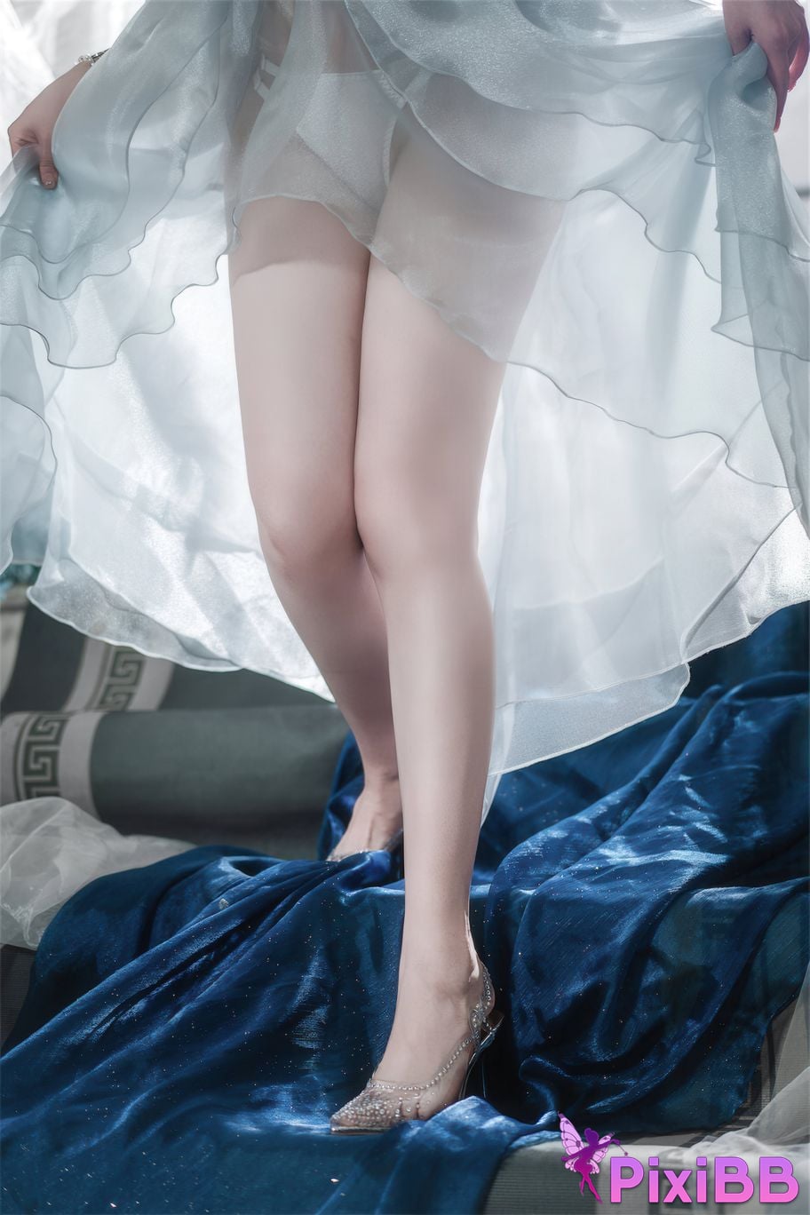 Cosplayer Natsuko Xia Xiazi cinderella crystal princess Cinderella PixiBB.COM 020