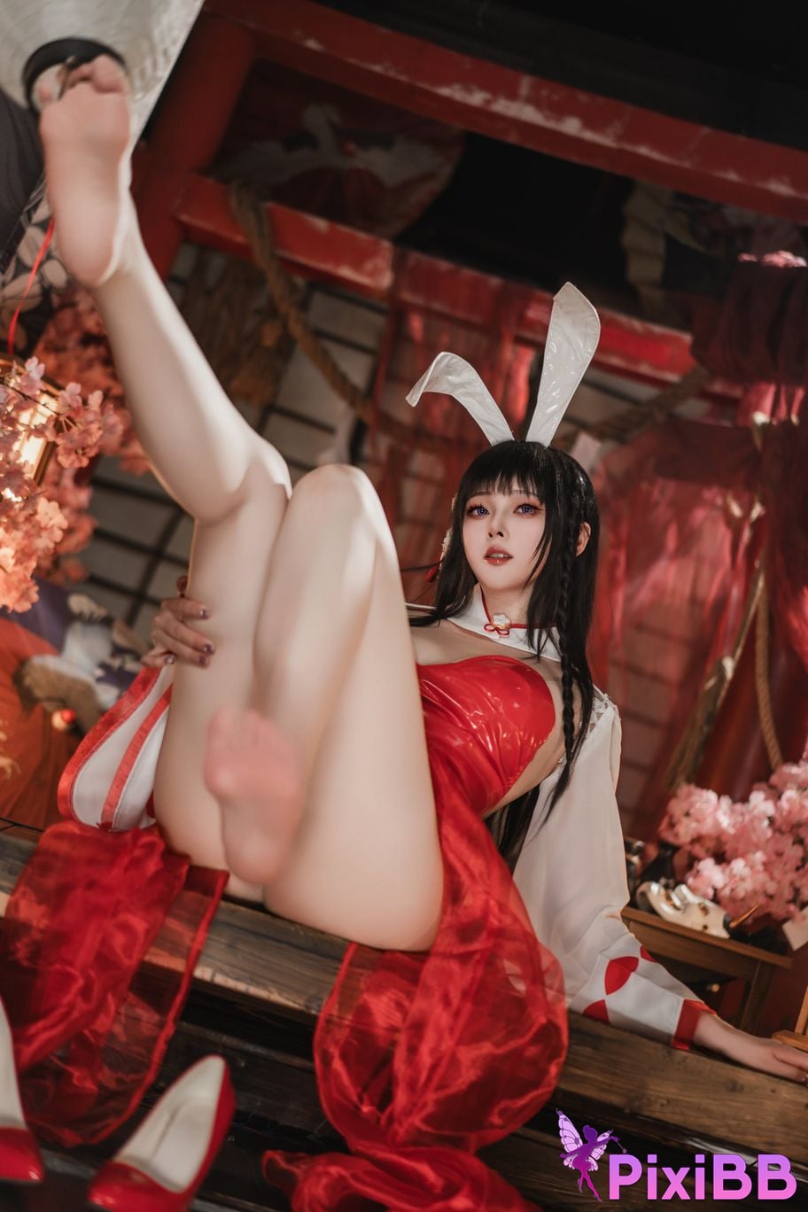 Cosplayer Natsuko Azur Lane Oyama Miko Rabbit PixiBB.COM 026