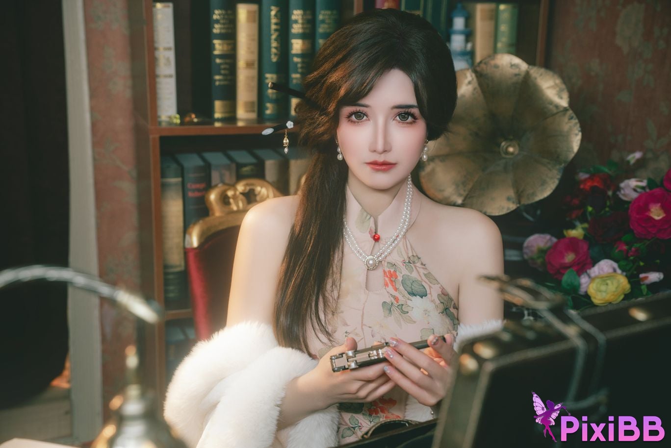 Cosplay Deer eight years old T h e D p r a v i t y o f A g n s . P u PixiBB.COM 007