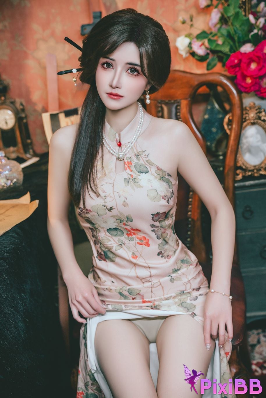 Cosplay Deer eight years old T h e D p r a v i t y o f A g n s . P u PixiBB.COM 014