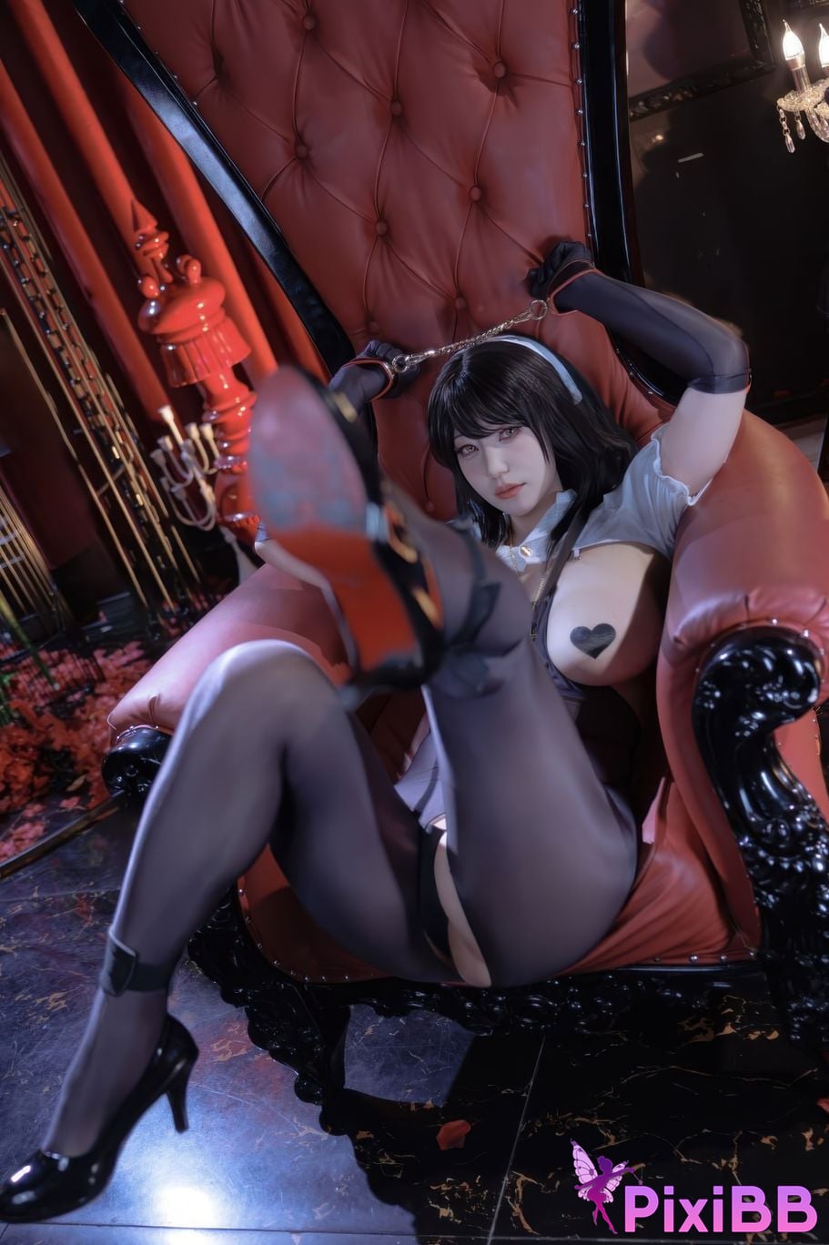 Cosplayer Xinglan is Lanlan and her name Lanmei. Punishing nuns PixiBB.COM 009