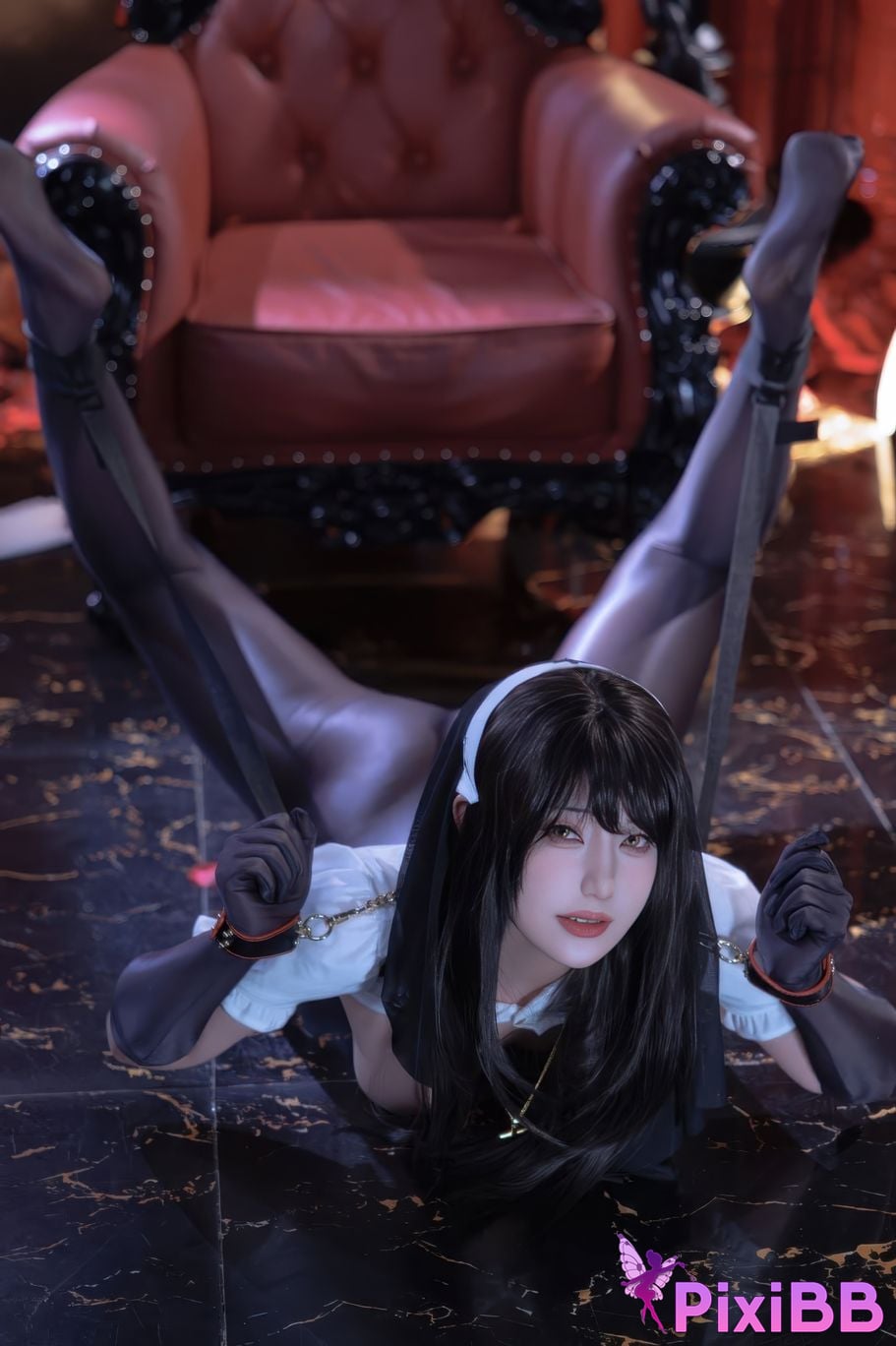 Cosplayer Xinglan is Lanlan and her name Lanmei. Punishing nuns PixiBB.COM 014