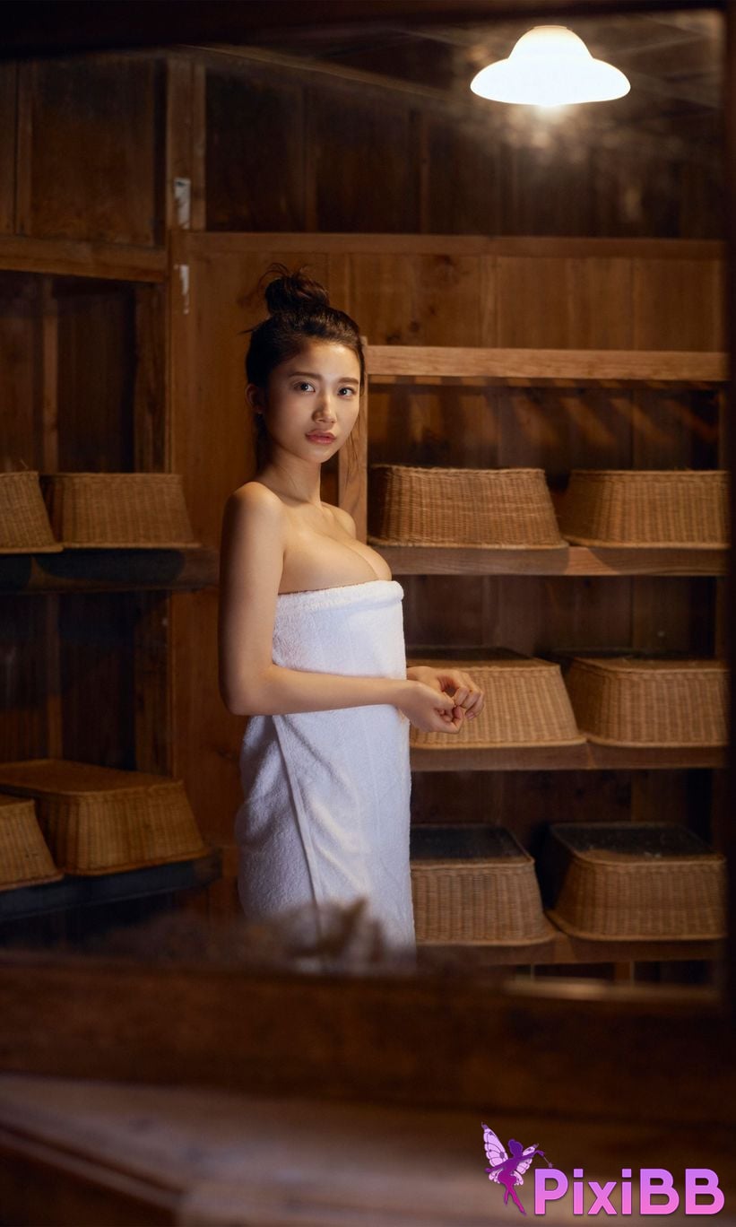 Japanese Idol Yuka Ogura digital photo book in Japan izu weekly play PHOTO BOOK PixiBB.COM 021