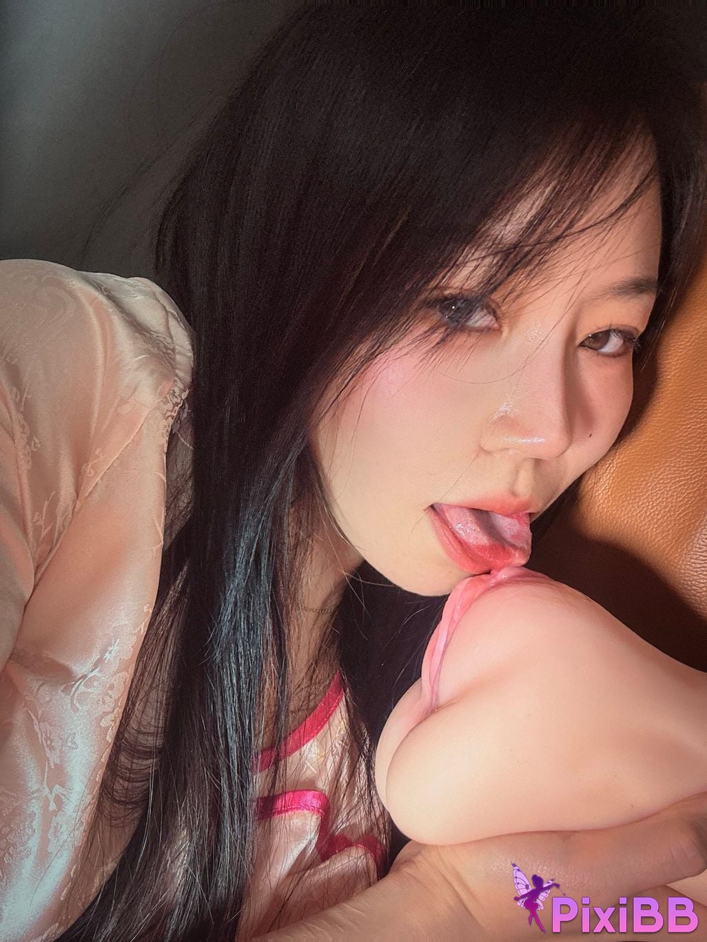 Tongtongguai Like to be exposed outdoors PixiBB.COM 040