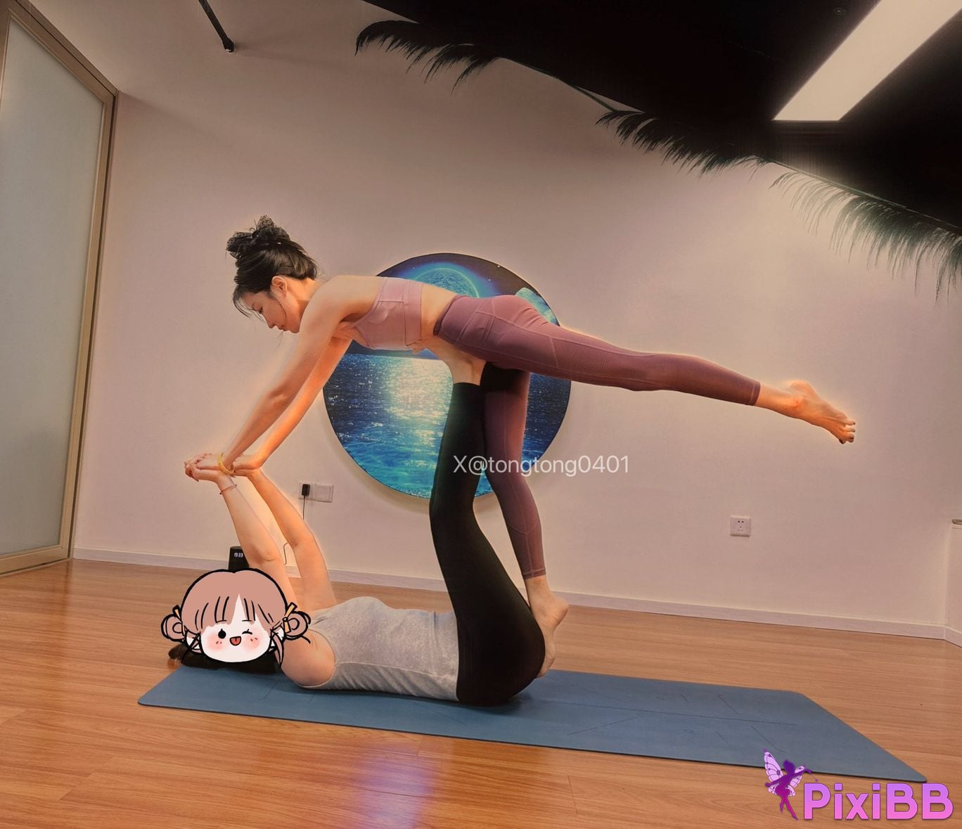 Tongtongguai Like to be exposed outdoors PixiBB.COM 051