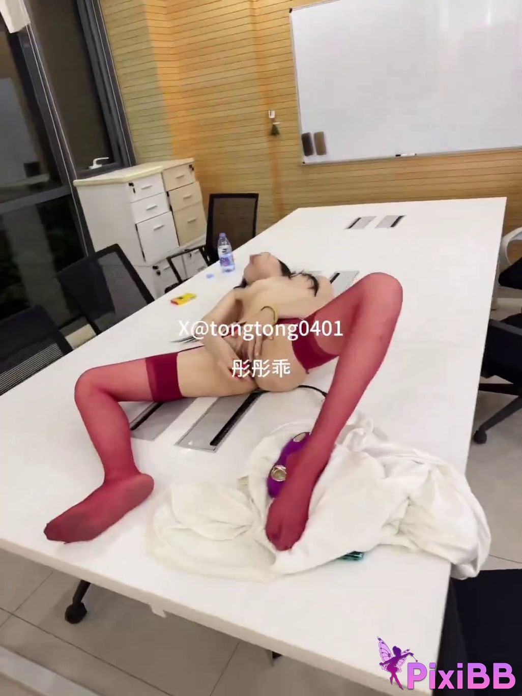 Tongtongguai Like to be exposed outdoors PixiBB.COM 089