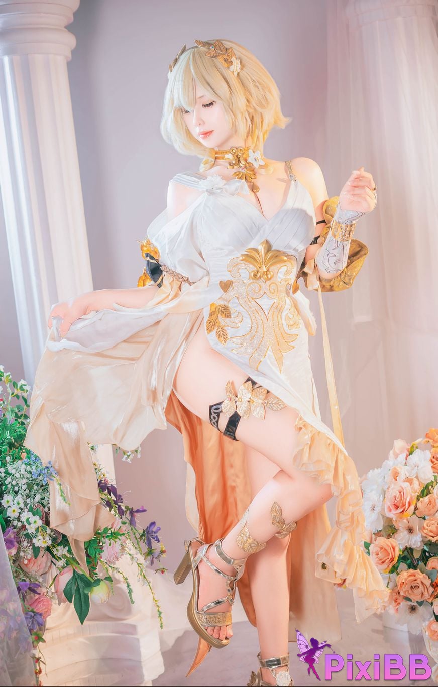 Cosplayer Pyon Pyoncos peon Aglaea HonkaiStar Rail Iron collapse aglaia PixiBB.COM 001