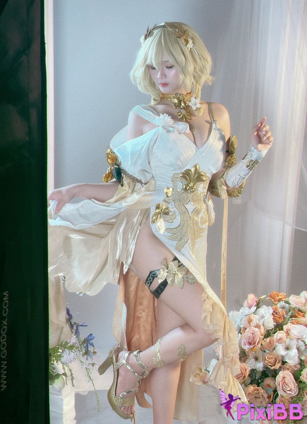 Cosplayer Pyon Pyoncos peon Aglaea HonkaiStar Rail Iron collapse aglaia PixiBB.COM 058