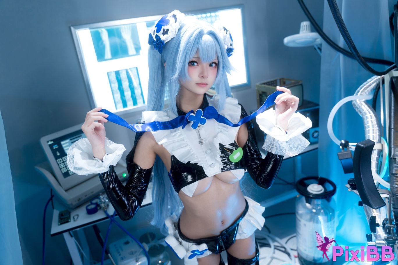 Cosplayer Jiuqi Meow goddess of victory Nikki Hansel PixiBB.COM 002