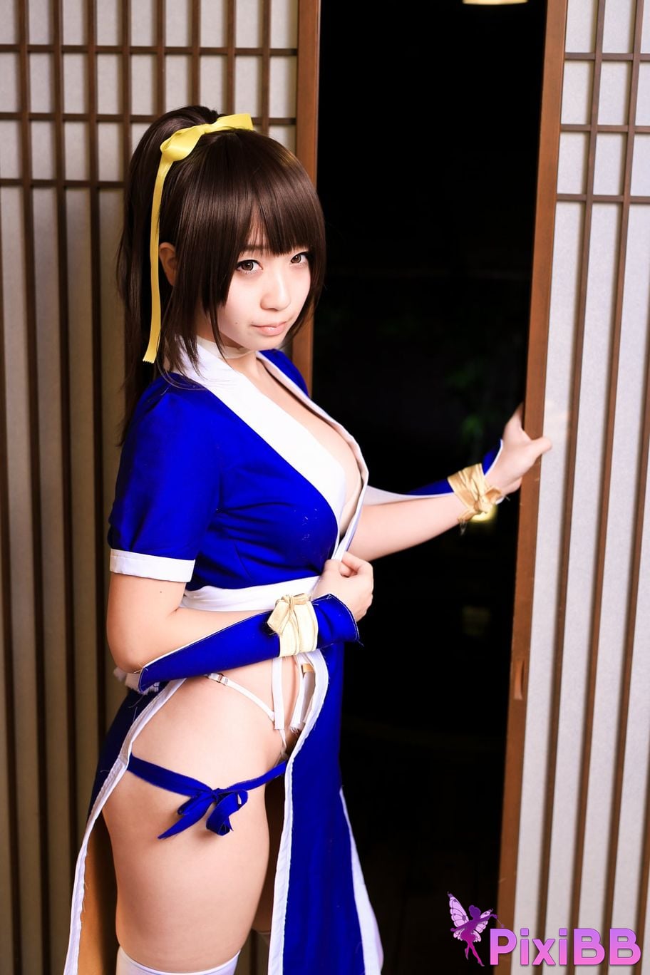 Japanese Idol Moe Iori Kasumi stomach character too degree PixiBB.COM 037