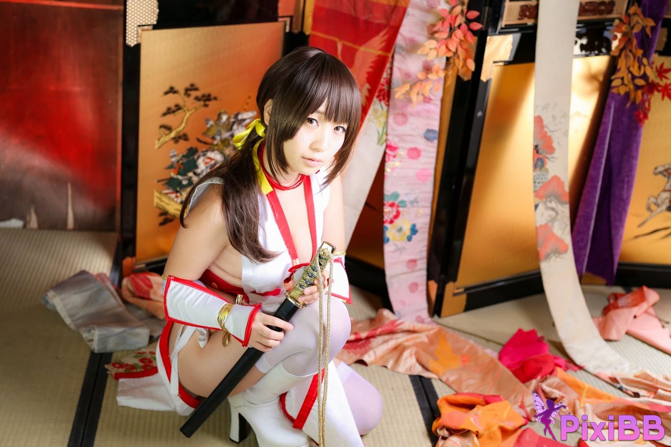 Japanese Idol Moe Iori Kasumi stomach character too degree PixiBB.COM 300