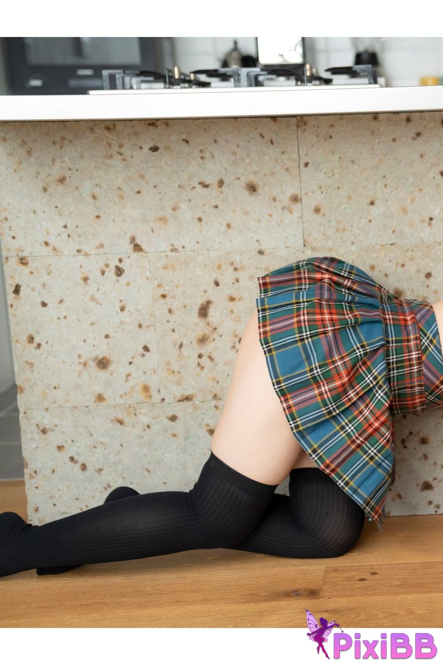 Japanese Idol Moe Iori First moon change jigra PixiBB.COM 026