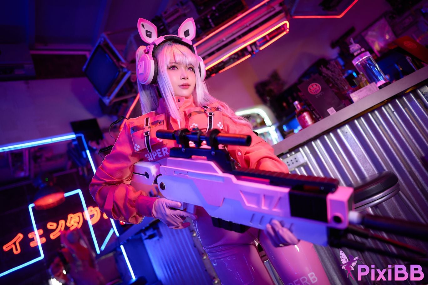 Cosplayer ZinieQ NIKKE Alice PixiBB.COM 001
