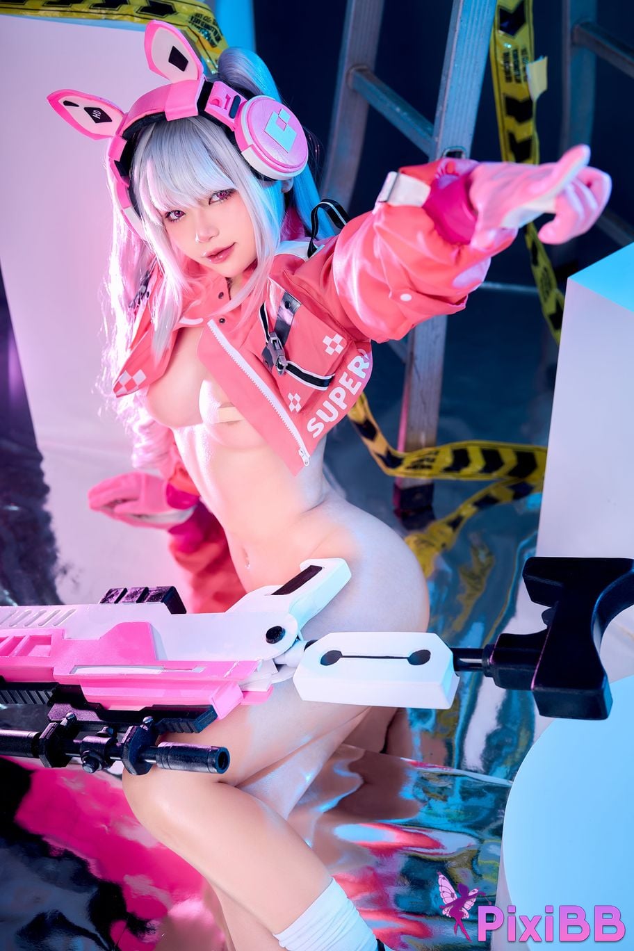 Cosplayer ZinieQ NIKKE Alice PixiBB.COM 027