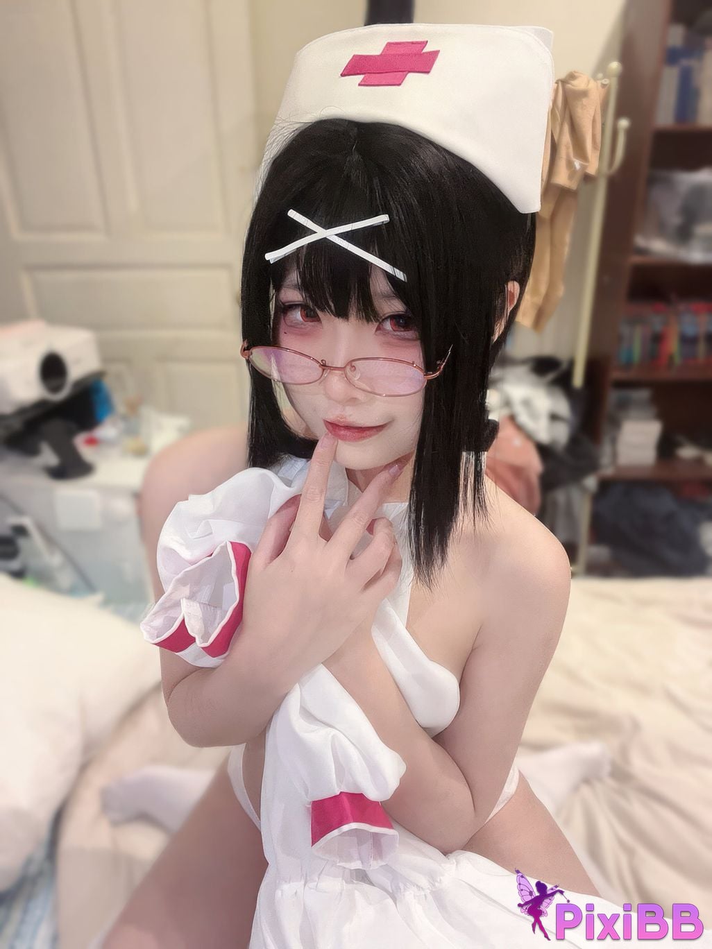 Cosplayer Nagi Shimizu Night nurse PixiBB.COM 002