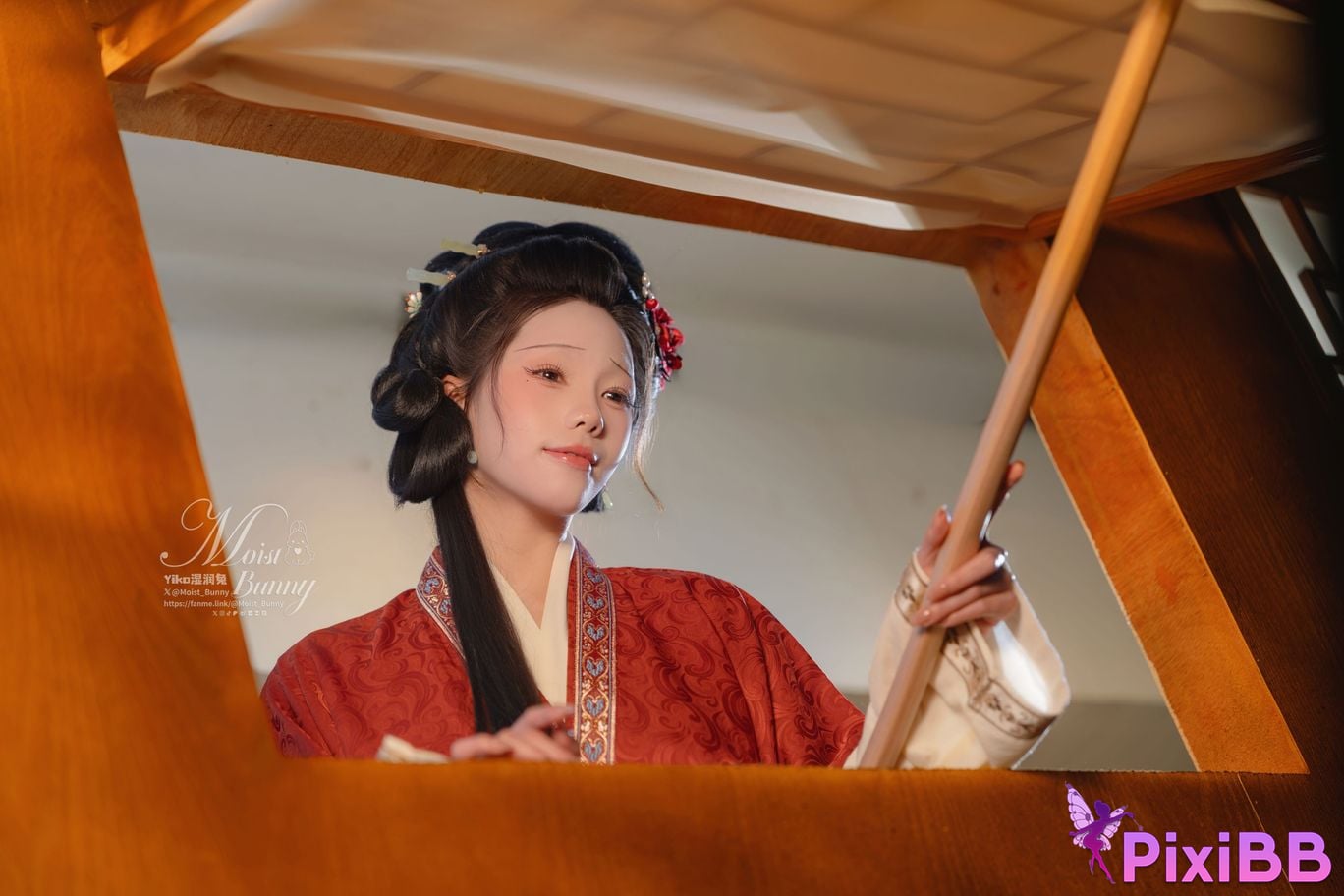 Cosplayer Sticky Dumpling Rabbit 2026 Year 02 monthly works Hurry up golden lotus welcomes spring PixiBB.COM 001