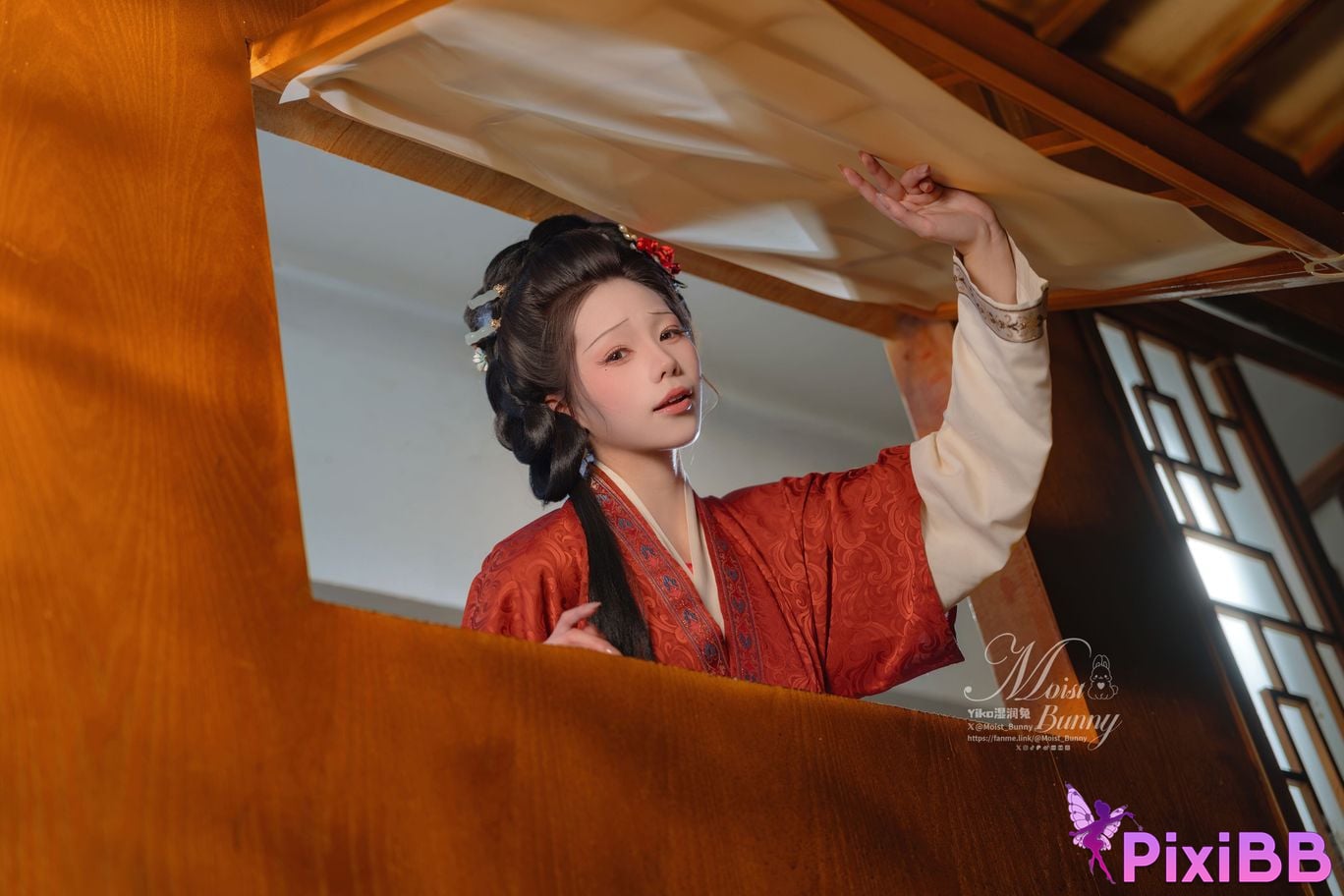 Cosplayer Sticky Dumpling Rabbit 2026 Year 02 monthly works Hurry up golden lotus welcomes spring PixiBB.COM 012