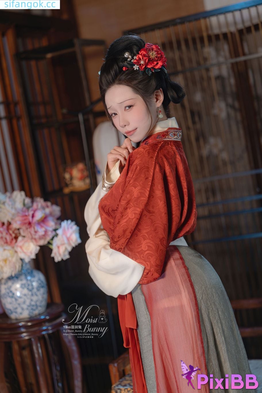 Cosplayer Sticky Dumpling Rabbit 2026 Year 02 monthly works Hurry up golden lotus welcomes spring PixiBB.COM 067