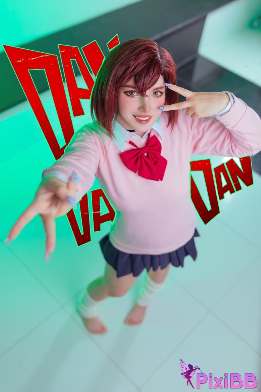 Cosplayer Ulichan Momo PixiBB.COM 001