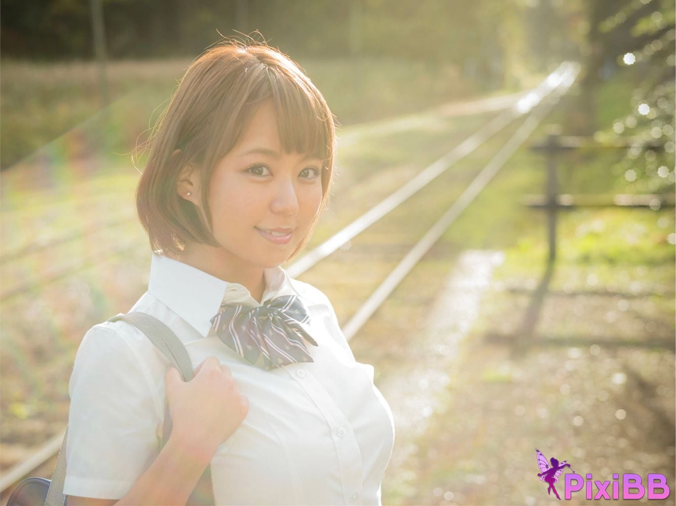 Japanese Idol Mitsuki Maya Gravure photo book nostalgia PixiBB.COM 004