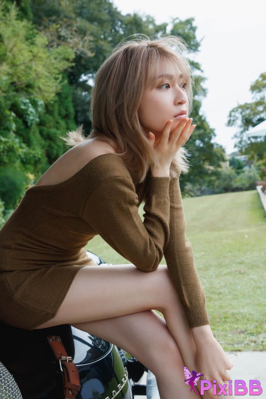 Japanese Idol Nozomi Miyabe FRIDAY digital photo book liberation Beautiful legs of temptation PixiBB.COM 002