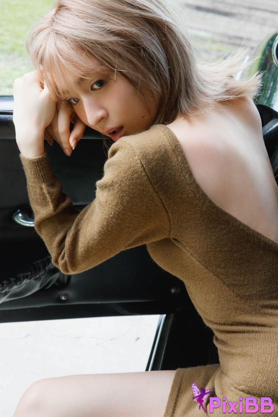 Japanese Idol Nozomi Miyabe FRIDAY digital photo book liberation Beautiful legs of temptation PixiBB.COM 005