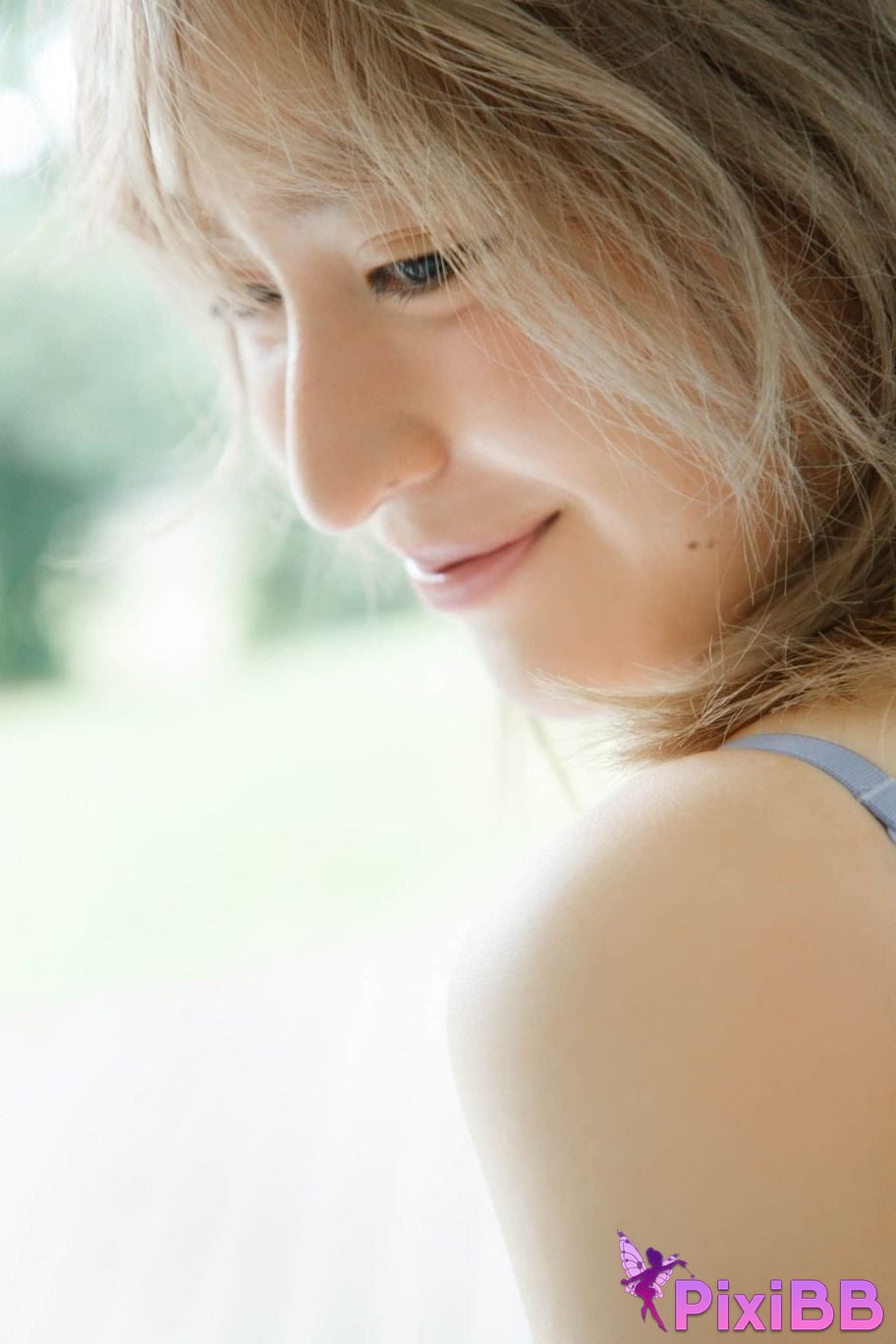 Japanese Idol Nozomi Miyabe FRIDAY digital photo book liberation Beautiful legs of temptation PixiBB.COM 069