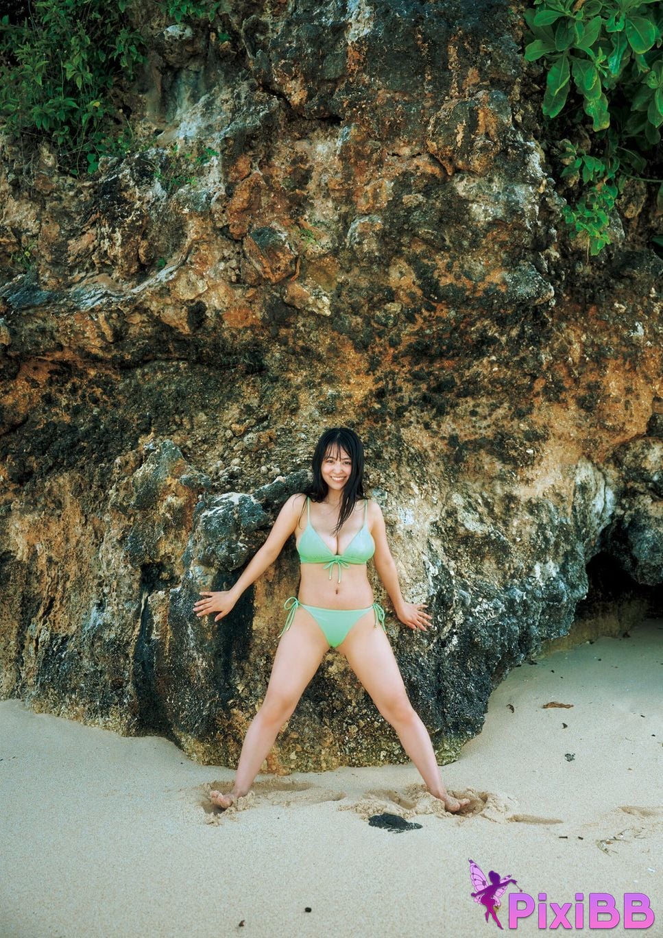 Japanese Idol Rika Fukui Includes bonus cuts only available in the electronic version 1st photo collection Ai no signpost PixiBB.COM 016