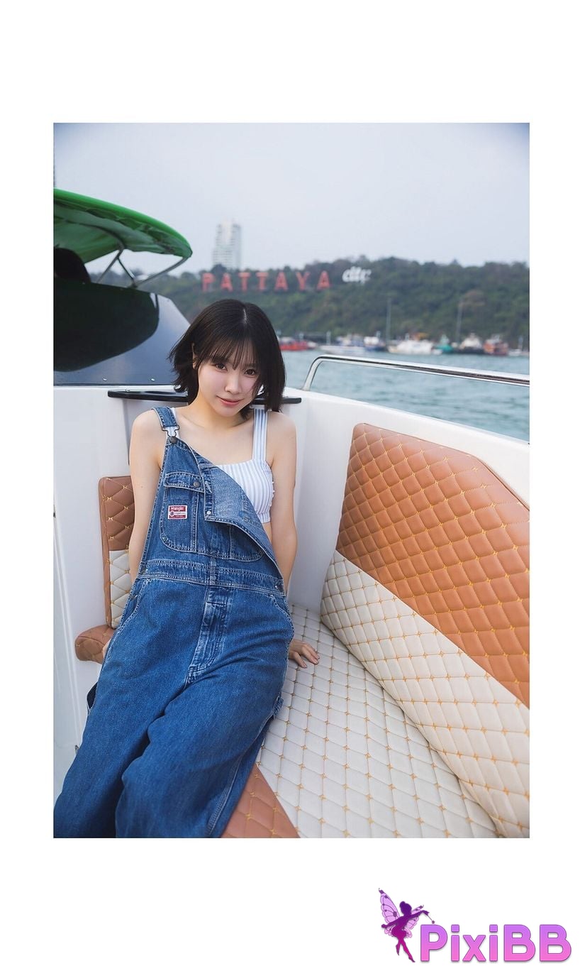 Japanese Idol Liyuu All other version 2nd photo collection Hitomi PixiBB.COM 045