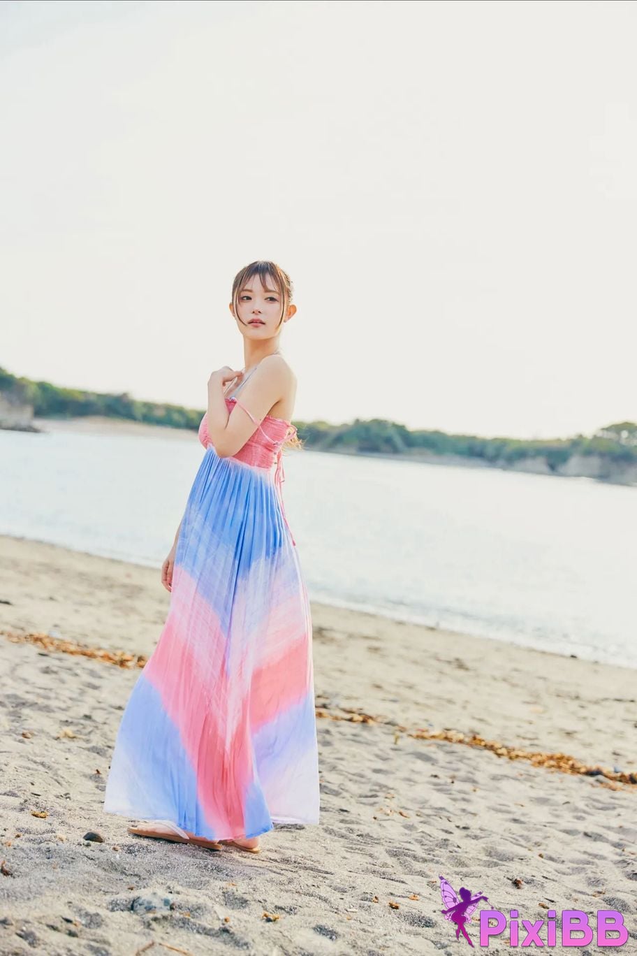 Japanese Idol Seina FRIDAY digital photo book kawaii Fully open Vol.2 PixiBB.COM 005