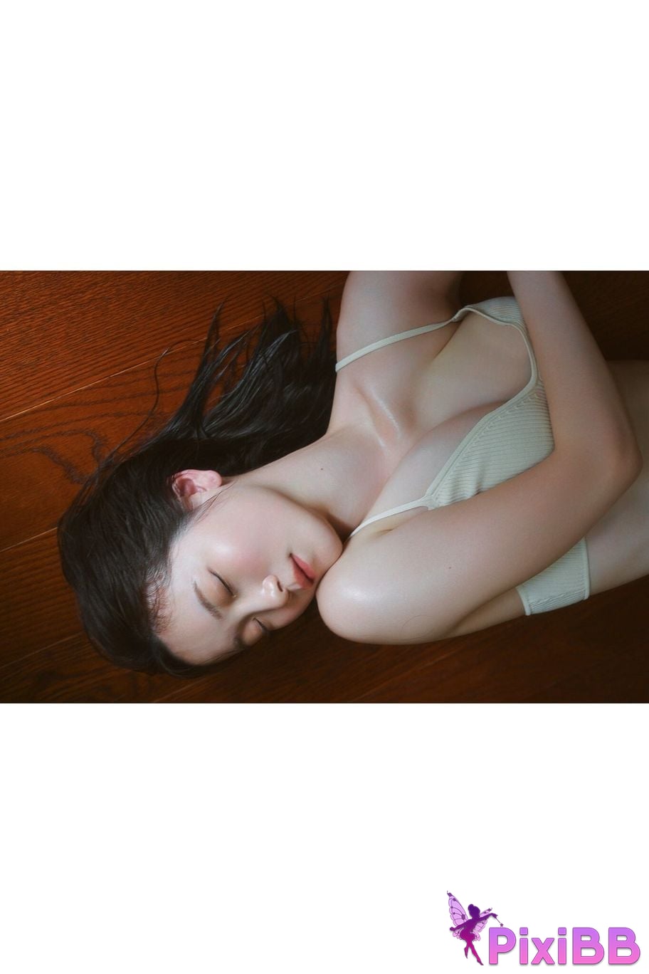 Japanese Idol T i maki Chimaki Natural body that wont go through puberty SPA digital photo book PixiBB.COM 057