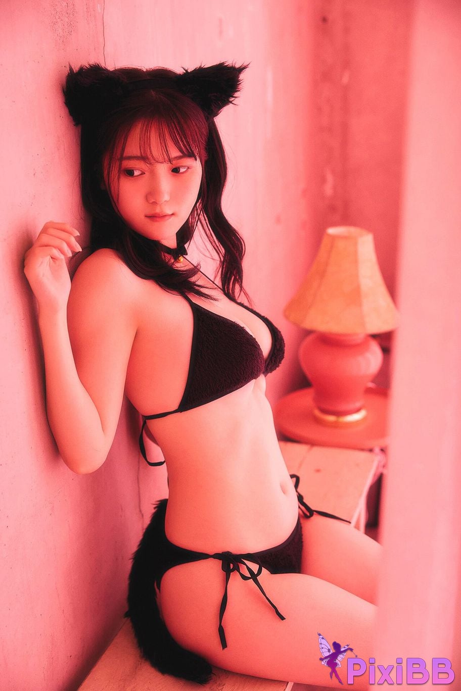 Japanese Idol T i maki Chimaki FLASH digital photo book If she turns into a cat... PixiBB.COM 038