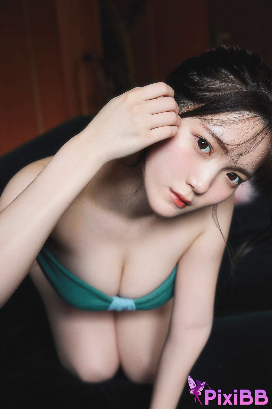 Japanese Idol T i maki Chimaki FLASH digital photo book If she turns into a cat... PixiBB.COM 060