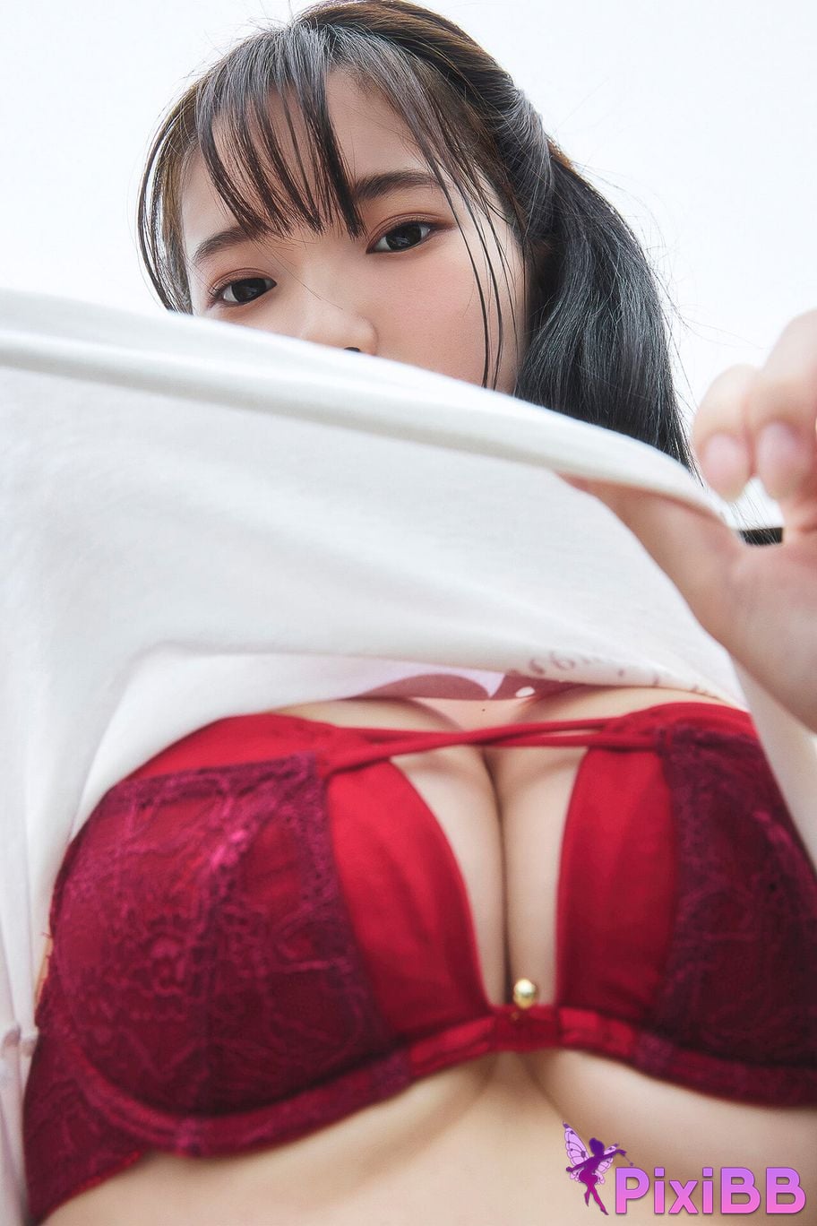 Japanese Idol T i maki Chimaki FLASH digital photo book If she turns into a cat... PixiBB.COM 077