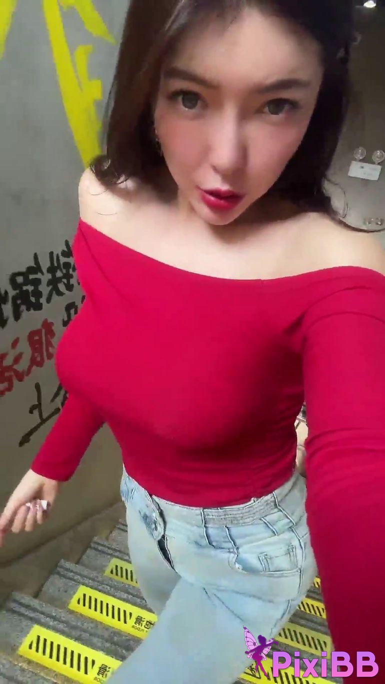 Sister Yiyan Douyin best S Fat butt body type pole dancing queen PixiBB.COM 020