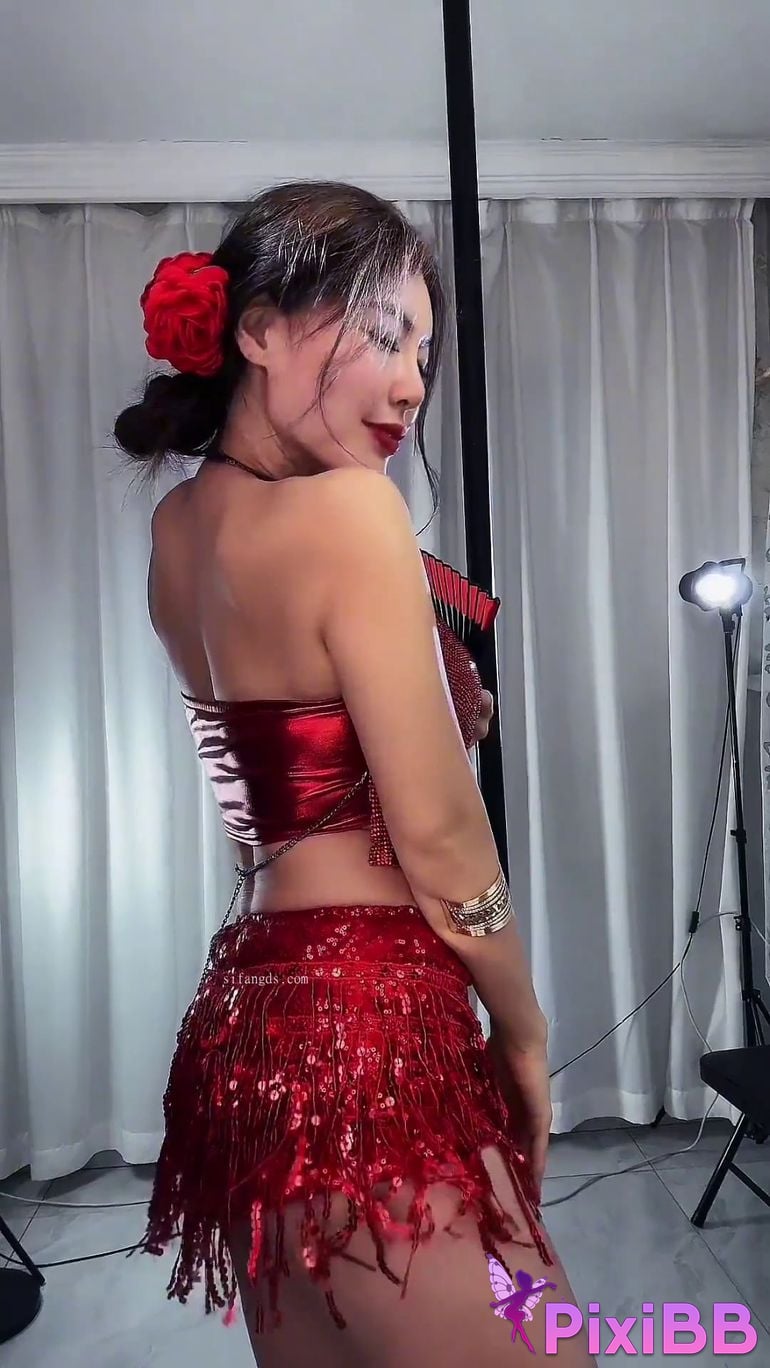 Sister Yiyan Douyin best S Fat butt body type pole dancing queen PixiBB.COM 028