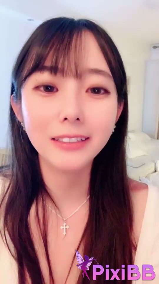 Little Linger The plump and supple goddess is coming Nude dance with huge breasts PixiBB.COM 014