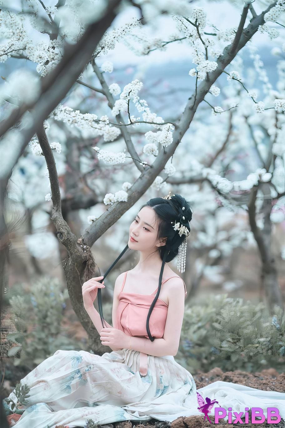 Coser Nnian PixiBB.COM 006