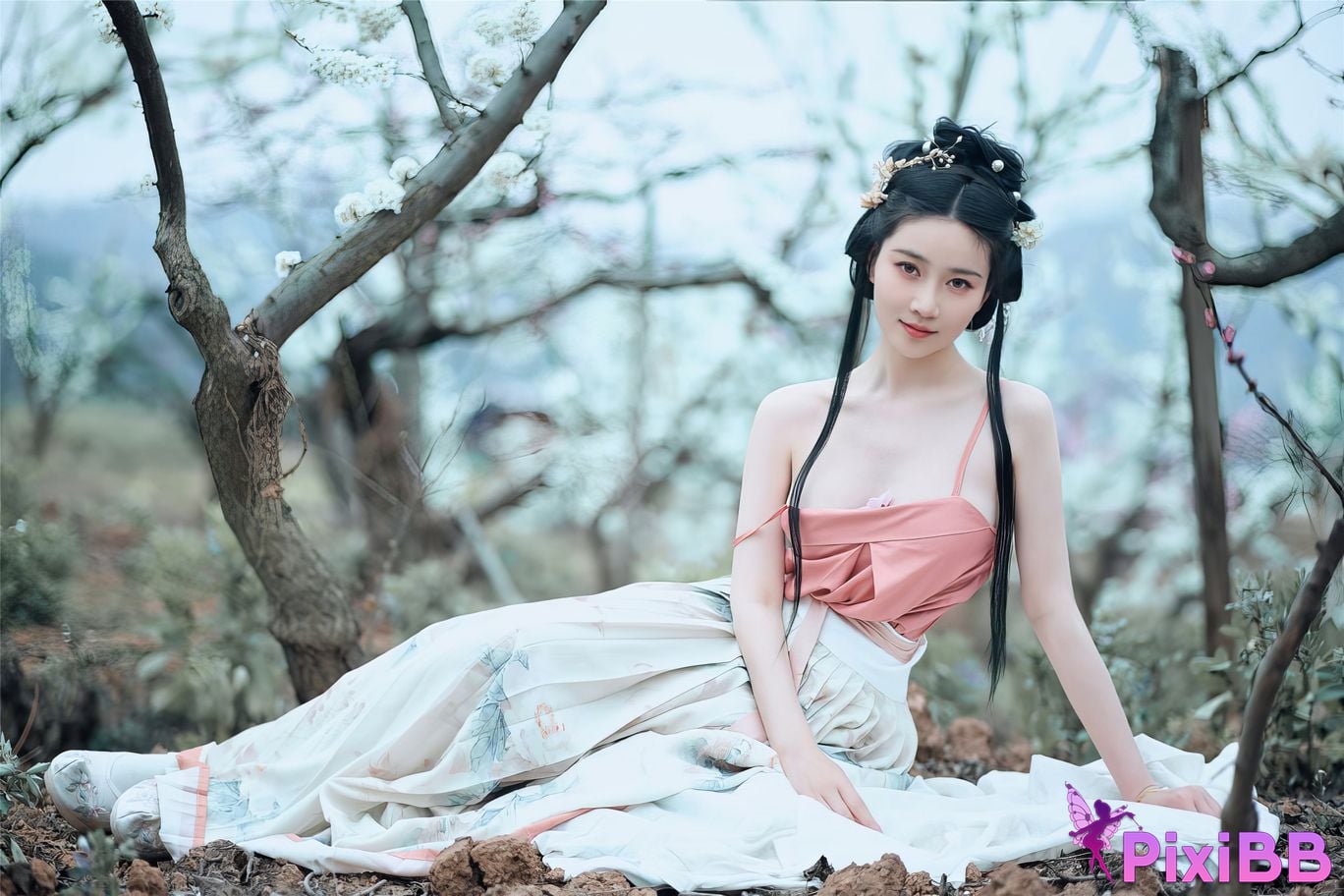 Coser Nnian PixiBB.COM 033