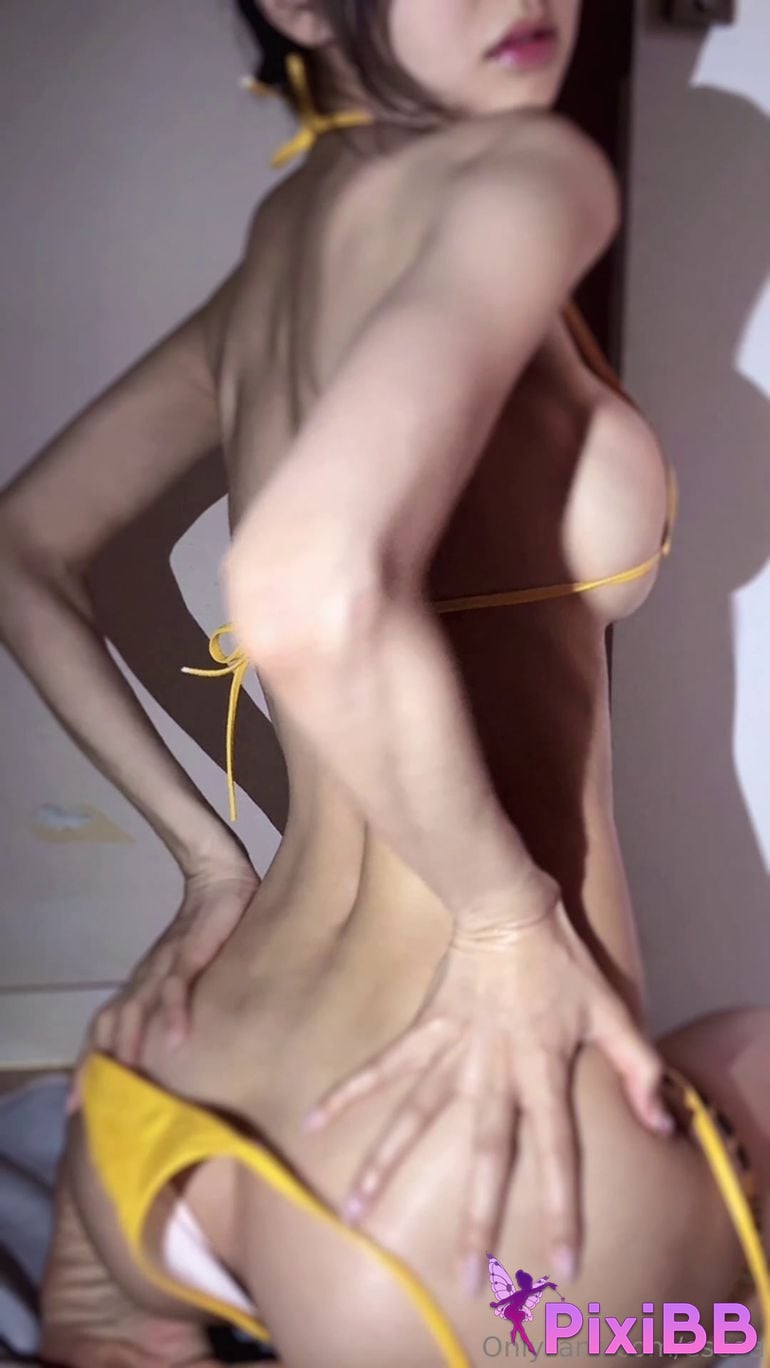 e seoa yoga girl OnlyFans recent video 24 dog PixiBB.COM 147