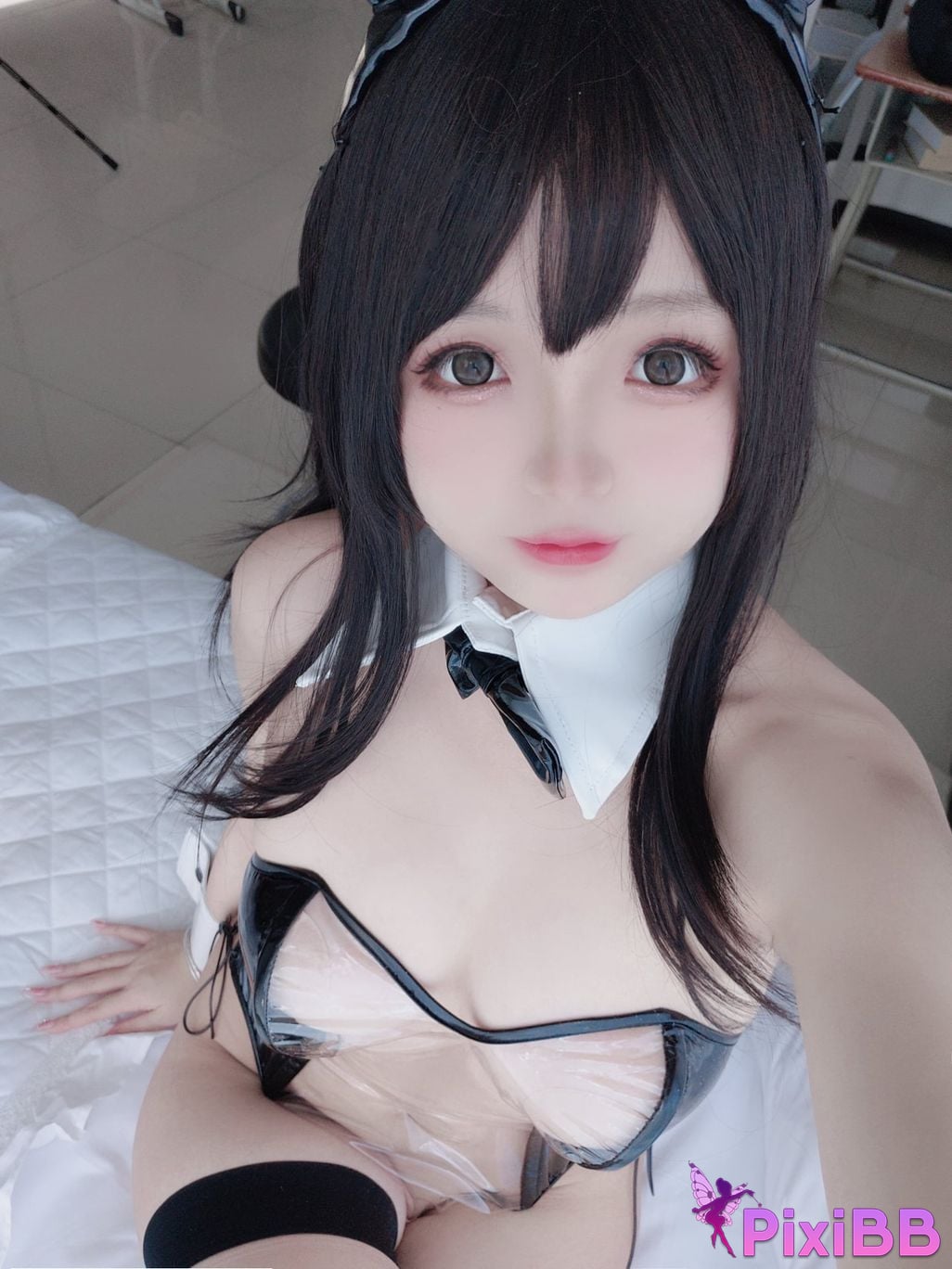 Cosplayer Hinajiao Transparent bunny girl selfie PixiBB.COM 008