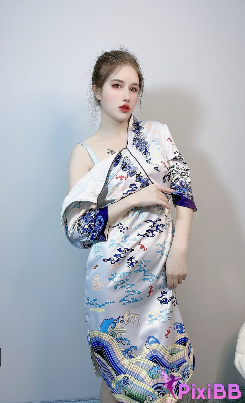 Cosplay Lu Eight Years Old Selfie photos are included during pre sale period PixiBB.COM 002