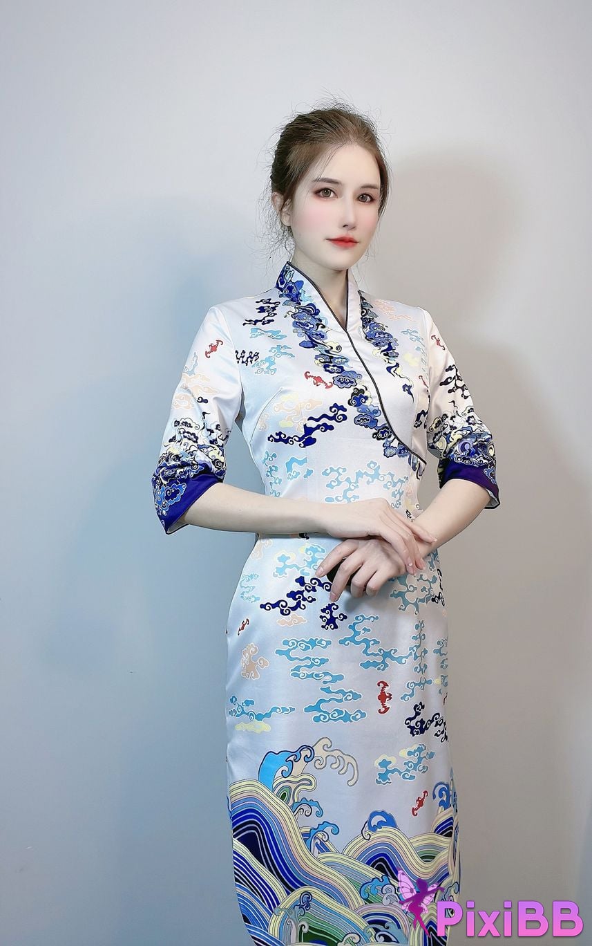 Cosplay Lu Eight Years Old Selfie photos are included during pre sale period PixiBB.COM 021