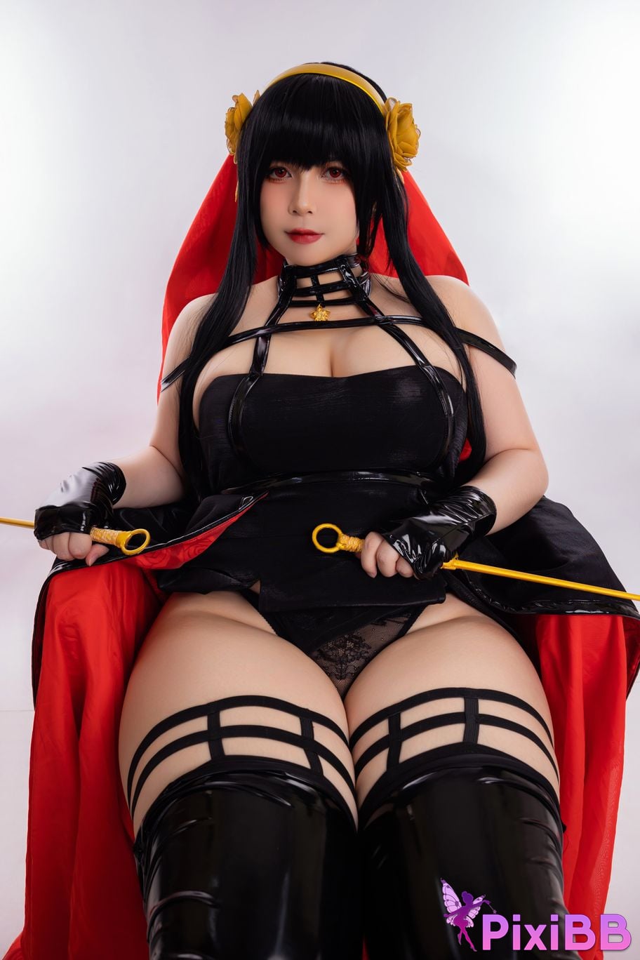 Uy Uy Yor Forger PixiBB.COM 3