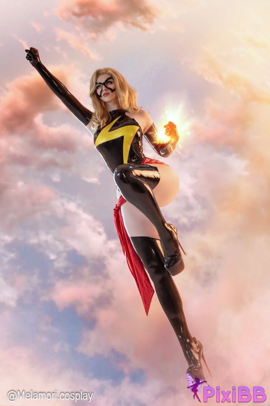 Lady Melamori Ms. Marvel PixiBB.COM 2