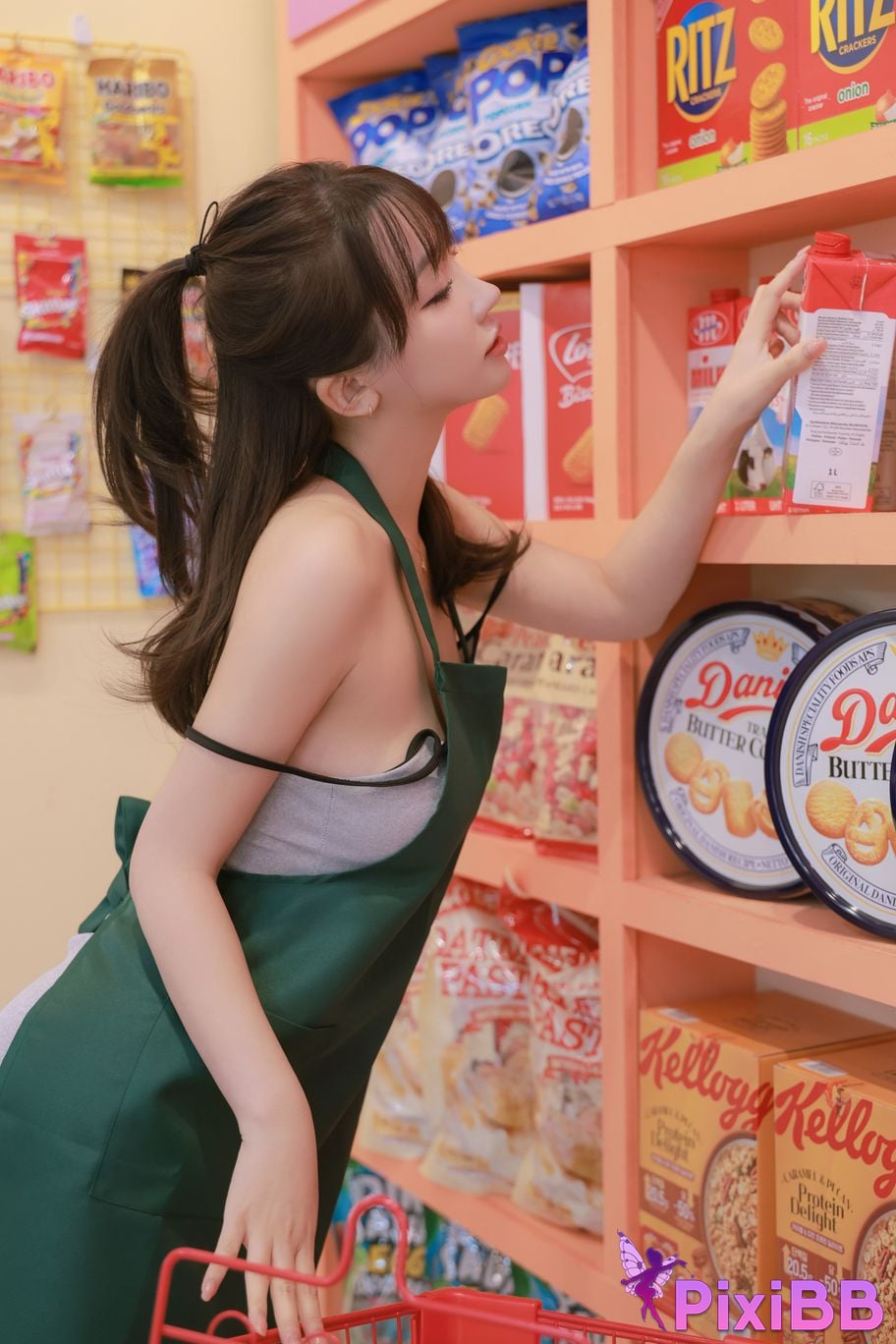 Son Ye Eun eun Night Shift PixiBB.COM 031