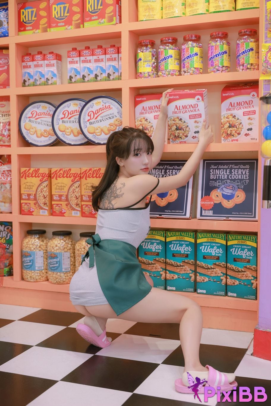 Son Ye Eun eun Night Shift PixiBB.COM 037