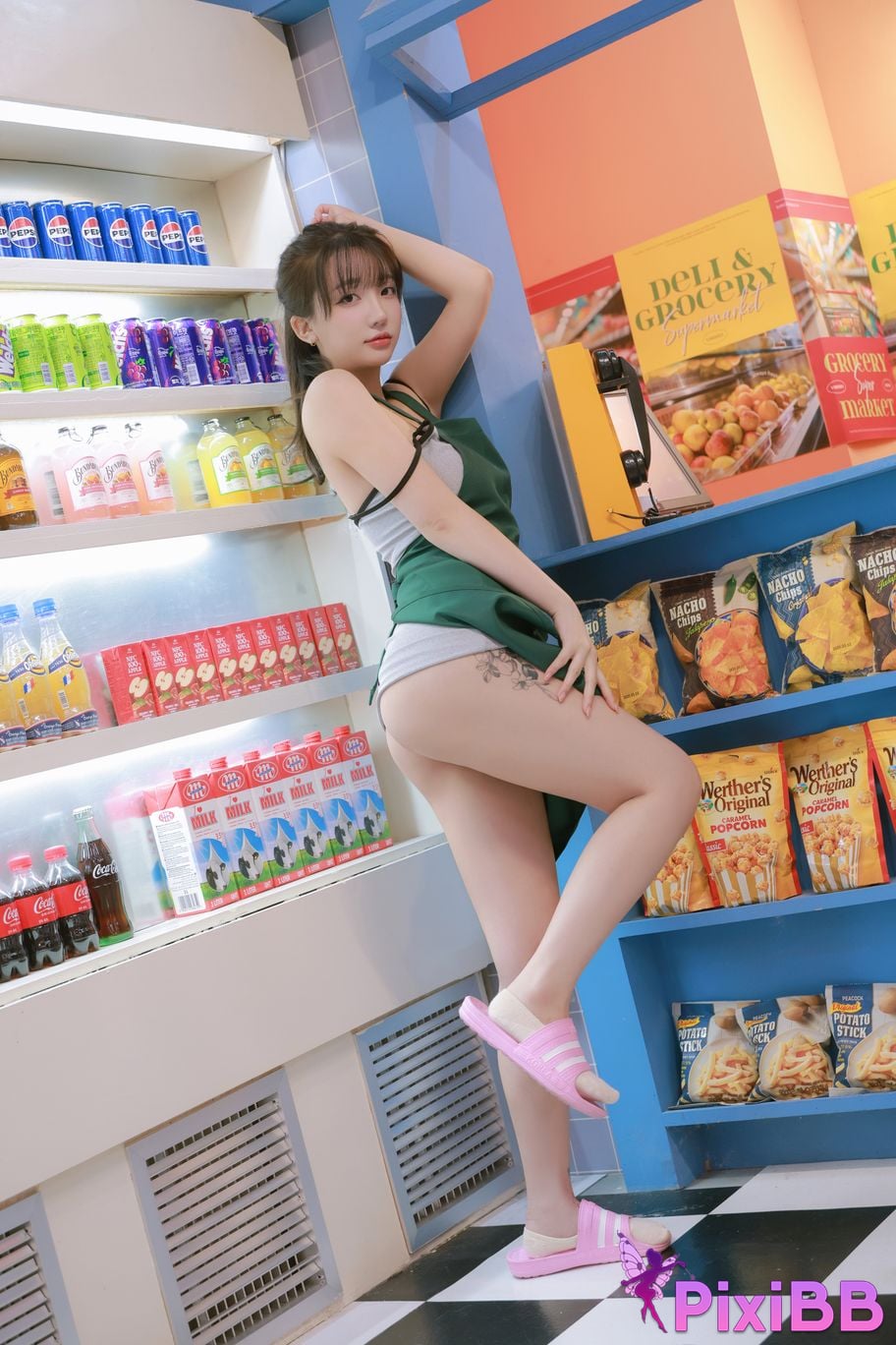 Son Ye Eun eun Night Shift PixiBB.COM 064